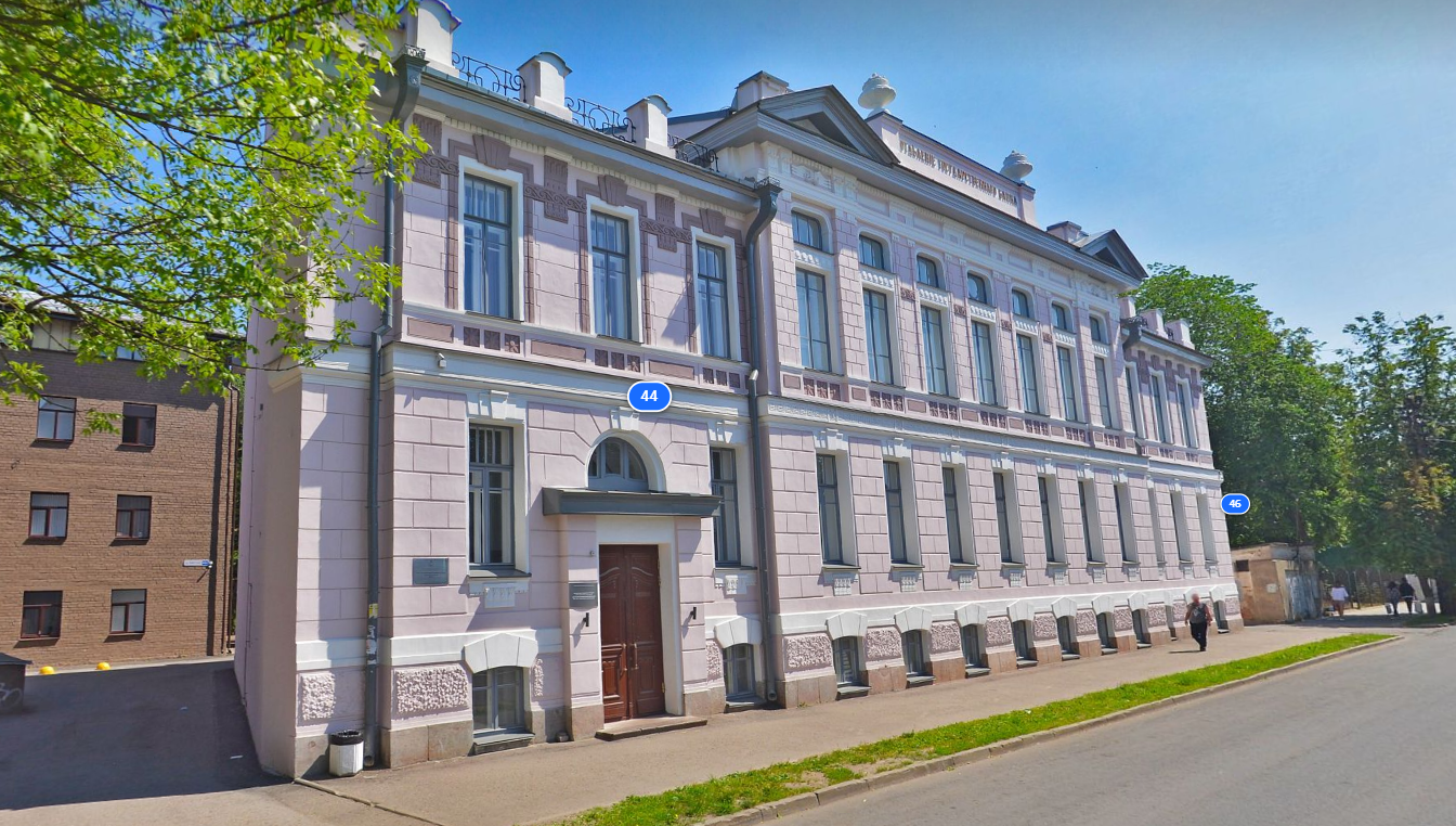 Детская музыкальная школа из Пскова хочет вступить в дело о банкротстве «Формозы-ИТ», известной по скандальной закупке мебели  